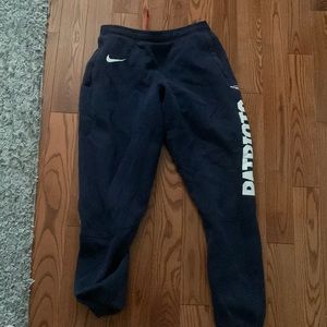 Nike patriots sweatpants